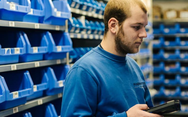 Blog posts - Pharmacyline improves driving behavior and decreases fuel consumption by 7% using Frotcom Pharmacyline improves driving behavior and decreases fuel consumption by 7% - Frotcom